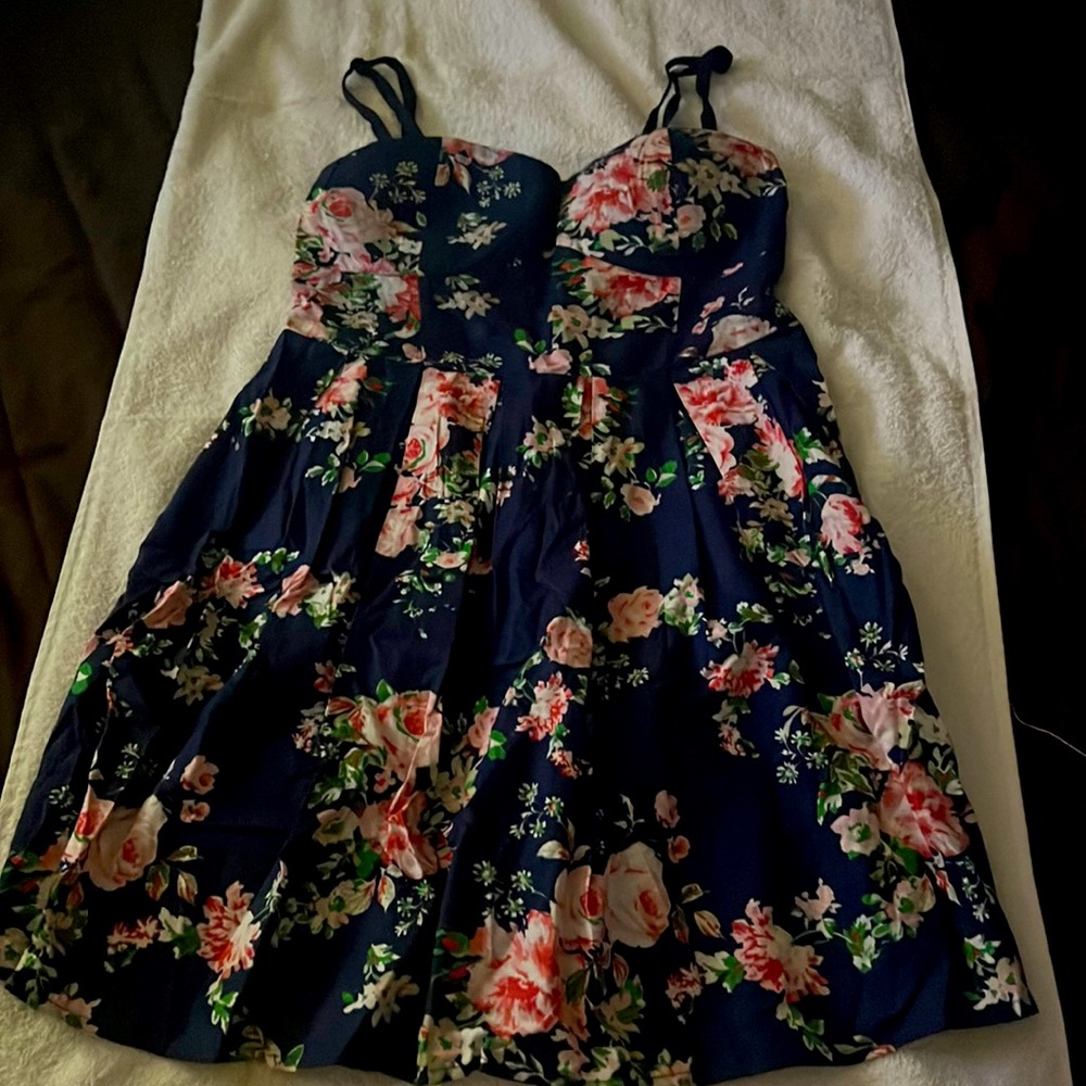 No Boundaries strap on or off sun dress